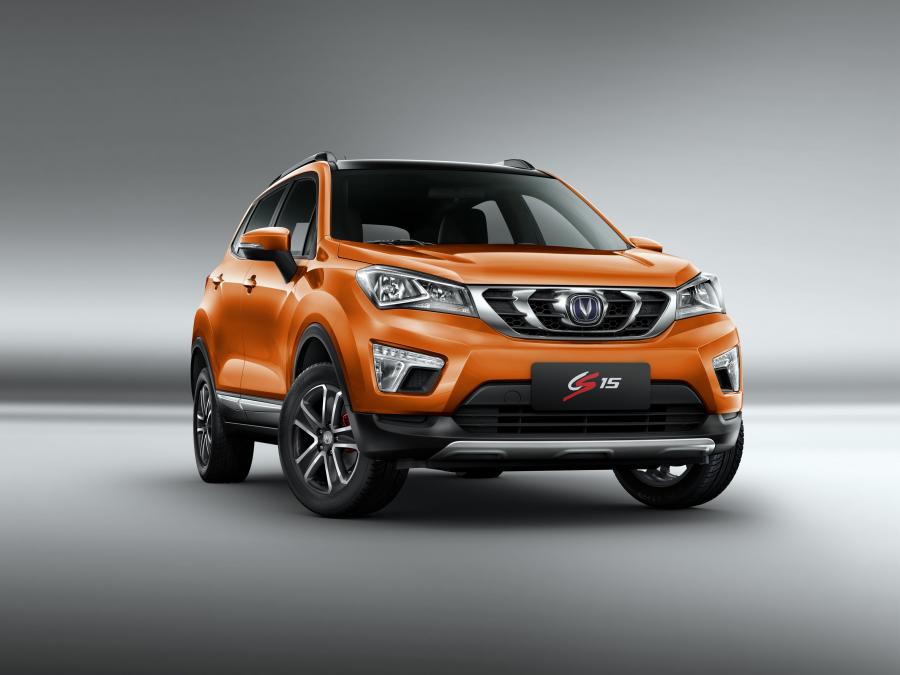  ChangAn CS15 2016 года  (фото 3 из 16)